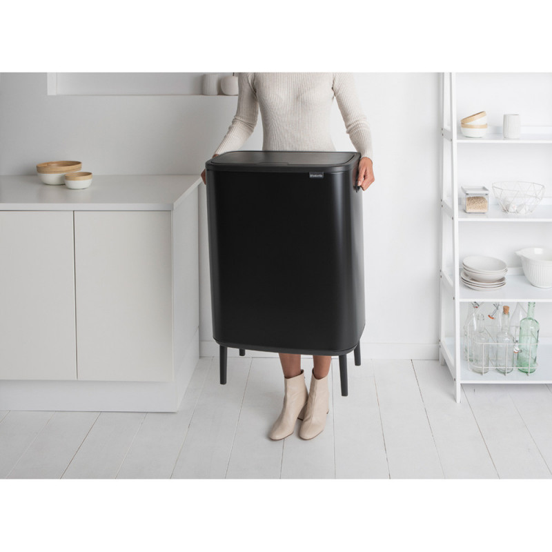 Cos pentru gunoi Brabantia Bo Touch Hi 1001260, 60 L, Inaltat, Deschidere lina si silentioasa, Negru mat