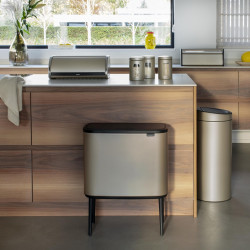 Copentru gunoi colectare selectivă Brabantia Bo Touch 1003216, 3x11 L, Deschidere lina si silentioasa, Deschidere mare, Auriu metalic