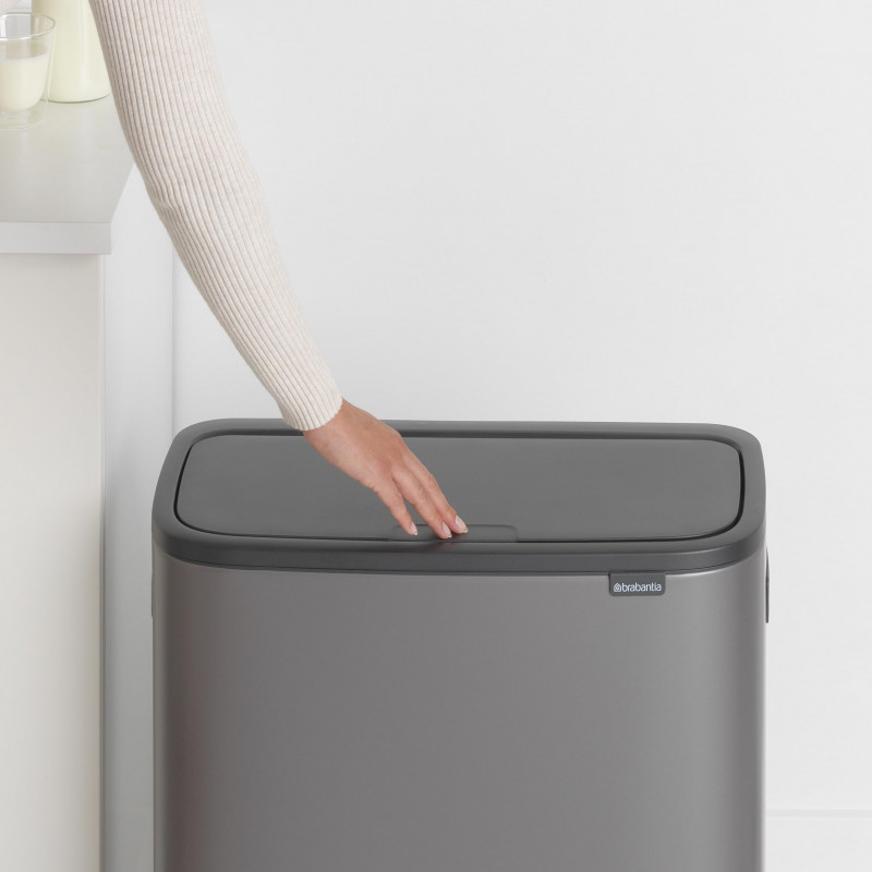 Cos pentru gunoi Brabantia Bo Touch 1001276, 60 L, Deschidere lina si silentioasa, Deschidere mare, Bronz