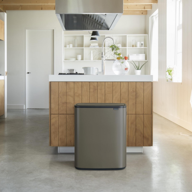 Cos pentru gunoi Brabantia Bo Touch 1001276, 60 L, Deschidere lina si silentioasa, Deschidere mare, Bronz