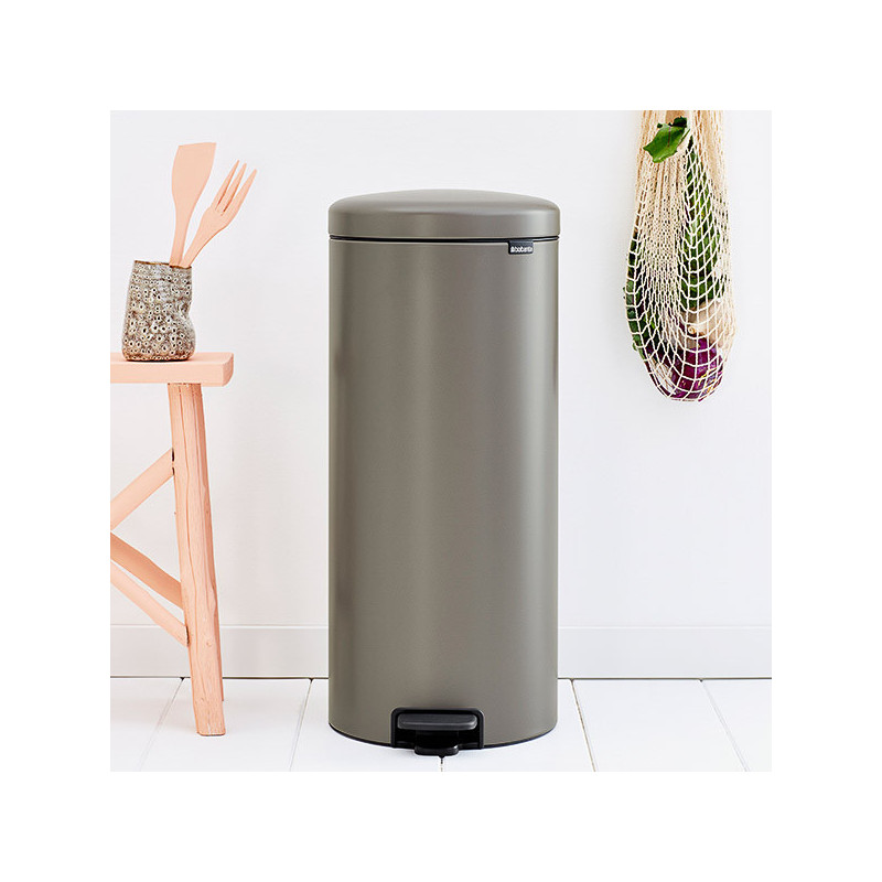 Cos cu pedala Brabantia NewIcon 649057, 30 L, Inchidere usoara, Baza antiderapanta, Gri