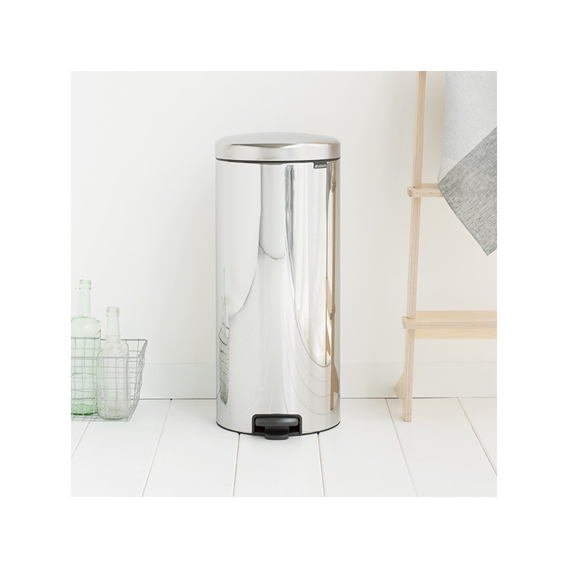 Cos de gunoi cu pedala Brabantia NewIcon 649064, 30 L, Inchidere lina, Bazа antiderapanta, Cos interior metalic, Inox