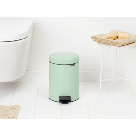 Cos de gunoi cu pedala Brabantia NewIcon 1008839, 5 L, Inchidere lina, Baza antiderapanta, Verde deschis