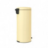 Cos de gunoi cu pedala Brabantia NewIcon 1008852, 30 L, Inchidere usoara, Baza antiderapantă, Galben