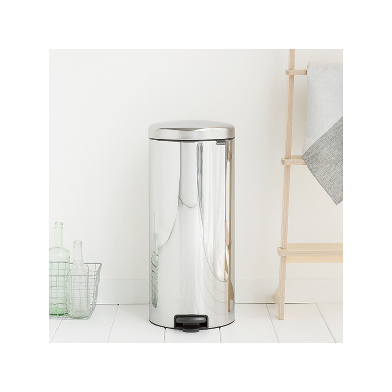 Cos de gunoi cu pedala Brabantia NewIcon 649055, 30 L, Inchidere lina, Baza antiderapanta, Inox