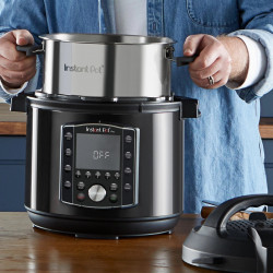 Multicooker Instant Pot PRO 8 113005701, 1400W, 7.6L, Vas otel inoxidabil, 28 programe, 11 sisteme de siguranta, Negru