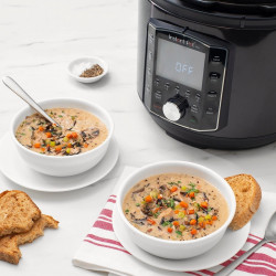 Multicooker Instant Pot PRO 8 113005701, 1400W, 7.6L, Vas otel inoxidabil, 28 programe, 11 sisteme de siguranta, Negru