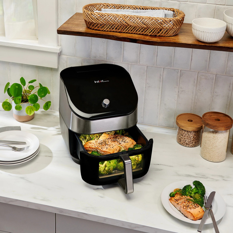 Friteuza cu aer cald Instant Pot Vortex Plus Clearcook Hot Air Fryer 140309701, 1700W, 5.7L, 6 programe, 35-205°C, Iluminare interioara, Negru