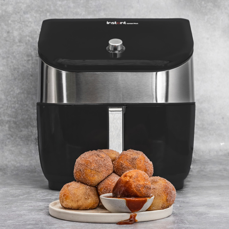 Friteuza cu aer cald Instant Pot Vortex Plus Clearcook Hot Air Fryer 140309701, 1700W, 5.7L, 6 programe, 35-205°C, Iluminare interioara, Negru