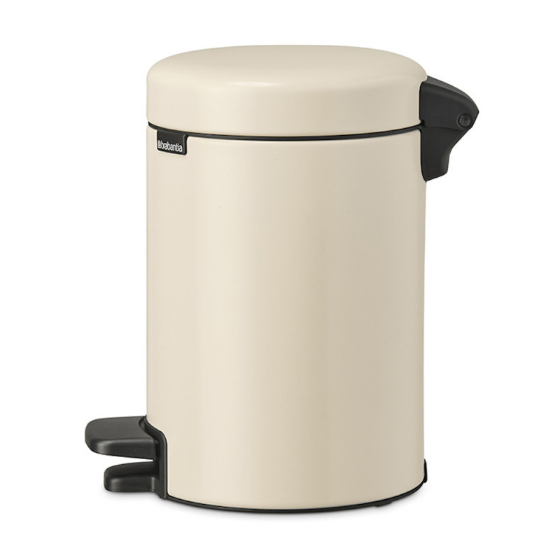 Cos de gunoi cu pedala Brabantia NewIcon 1005523, 3 L, Inchidere lina, Baza antiderapanta, Bej