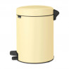 Cos cu pedala Brabantia NewIcon 1008840, 5 L, Inchidere lina, Baza antiderapanta, Galben