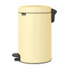 Cos de gunoi cu pedala Brabantia NewIcon 1008844, 12 L, Inchidere lina, Baza antiderapanta, Galben