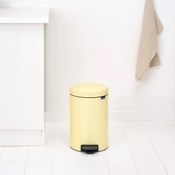 Cos de gunoi cu pedala Brabantia NewIcon 1008844, 12 L, Inchidere lina, Baza antiderapanta, Galben