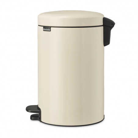 Cos de gunoi cu pedala Brabantia NewIcon 1005531, 12 L, Inchidere lina, Baza antiderapanta, Bej